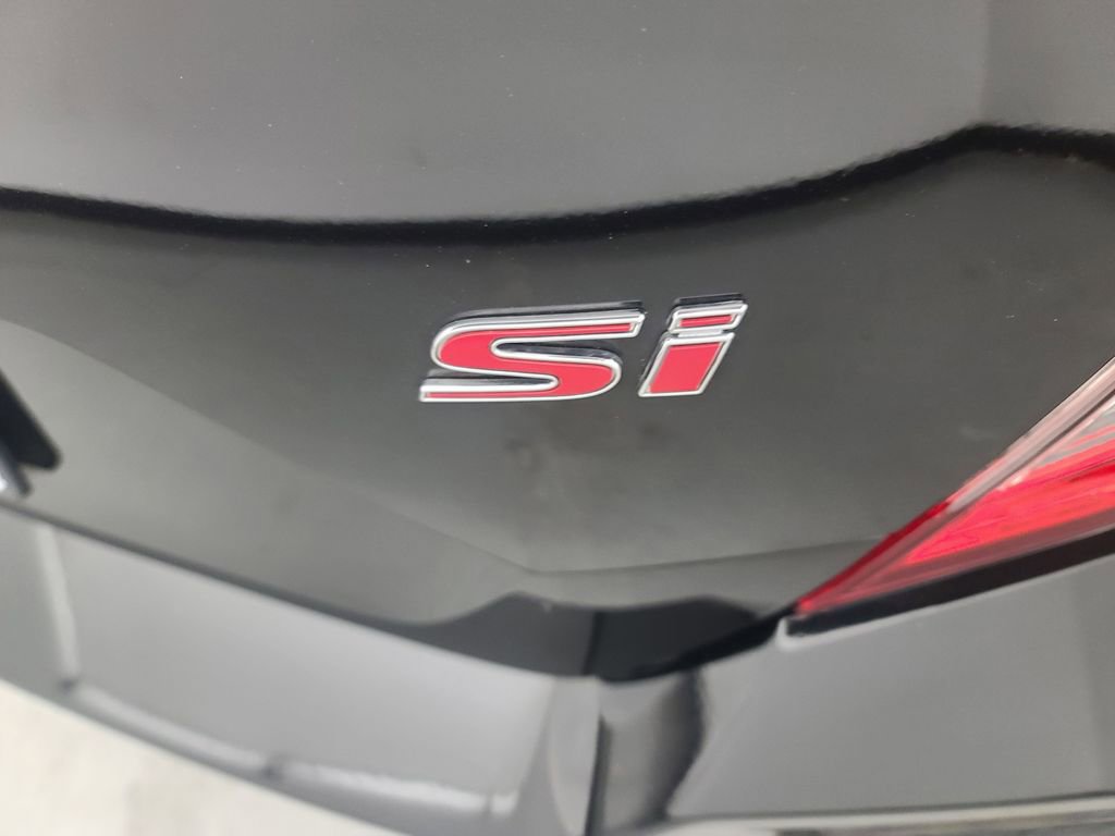 Used 2018 Honda Civic Si image 12