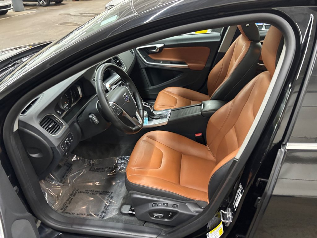 Used 2017 Volvo S60 T5 Inscription AWD/4WD image 10