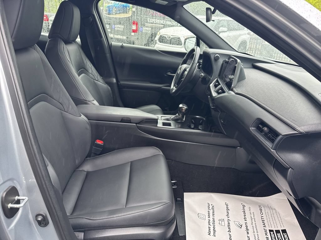 Used 2024 Lexus UX 250h AWD image 21