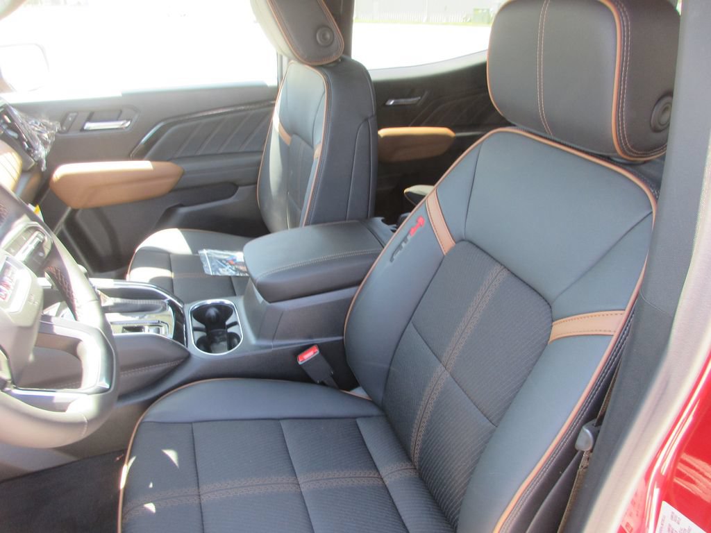 New 2026 GMC Canyon AT4 AWD/4WD image 11