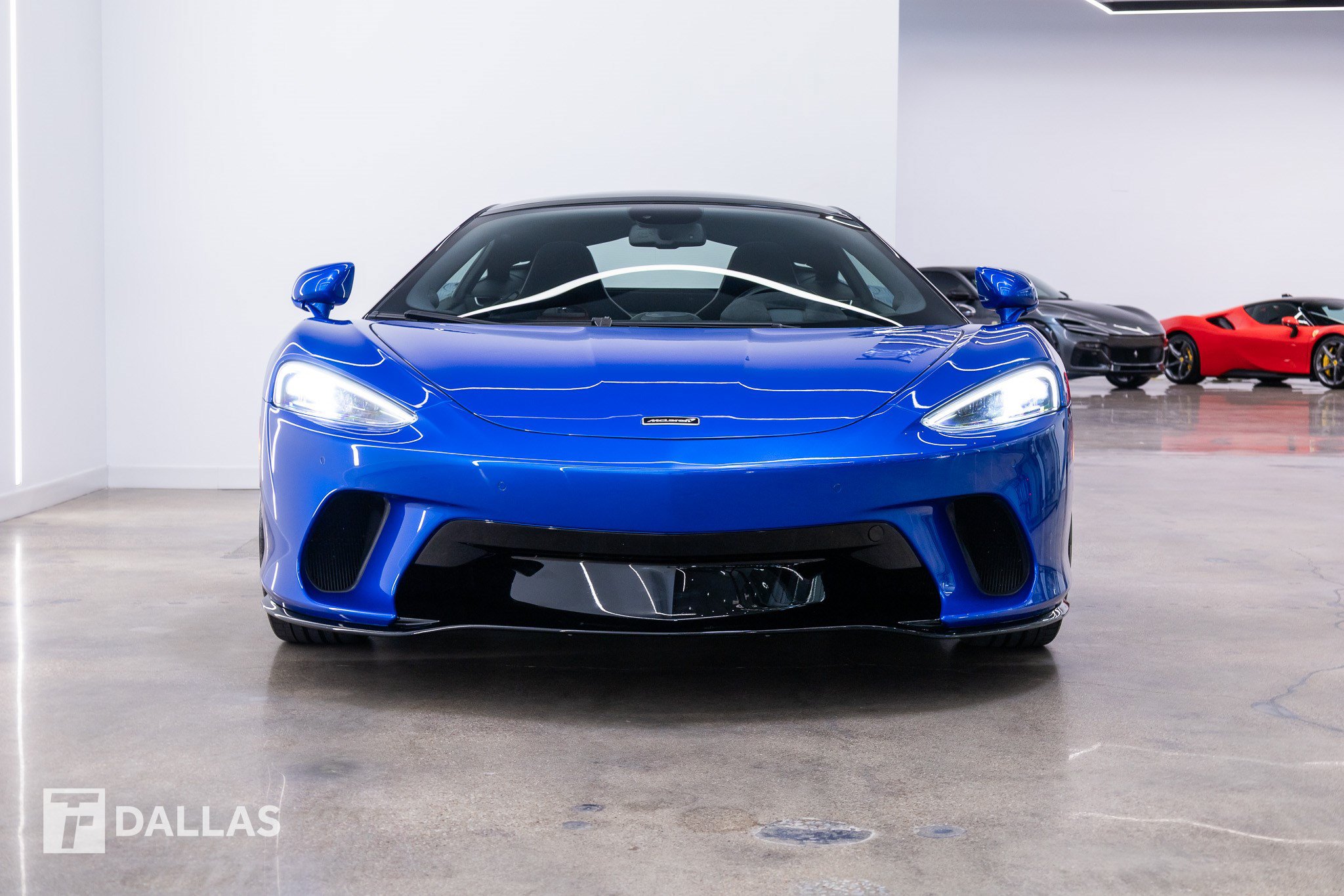 Used 2023 McLaren GT RWD image 19