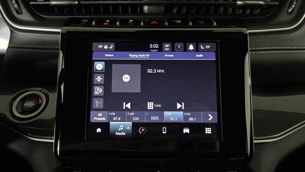 Used 2023 Jeep Grand Cherokee Altitude image 22