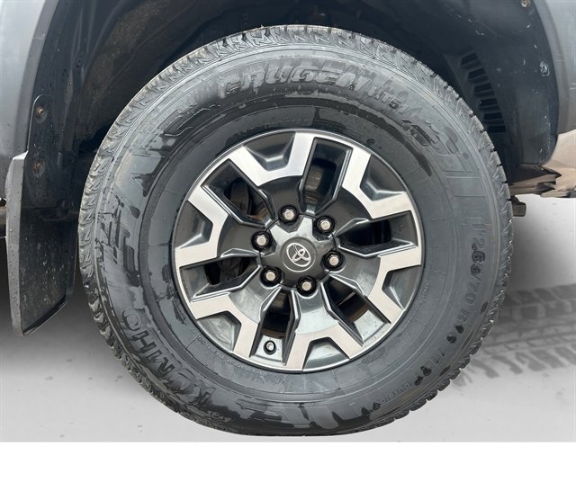 Used 2019 Toyota Tacoma TRD Off-Road w/ Technology Package image 15