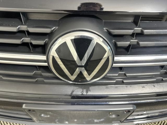 Used 2023 Volkswagen Jetta Sport image 9