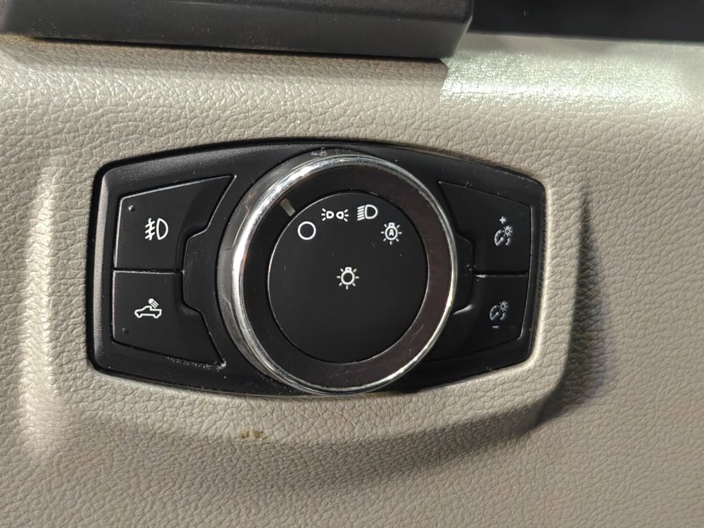 Used 2019 Ford F150 XLT w/ XTR Package image 35