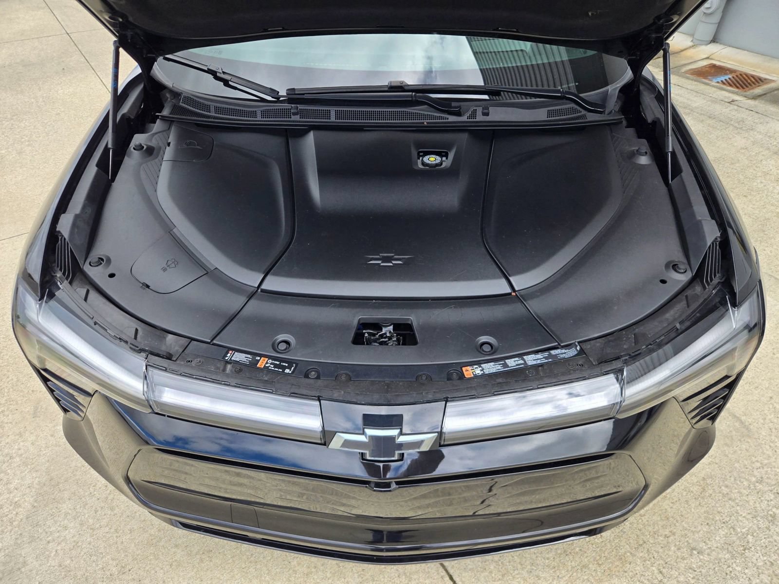 Used 2024 Chevrolet Blazer EV RS RWD image 35