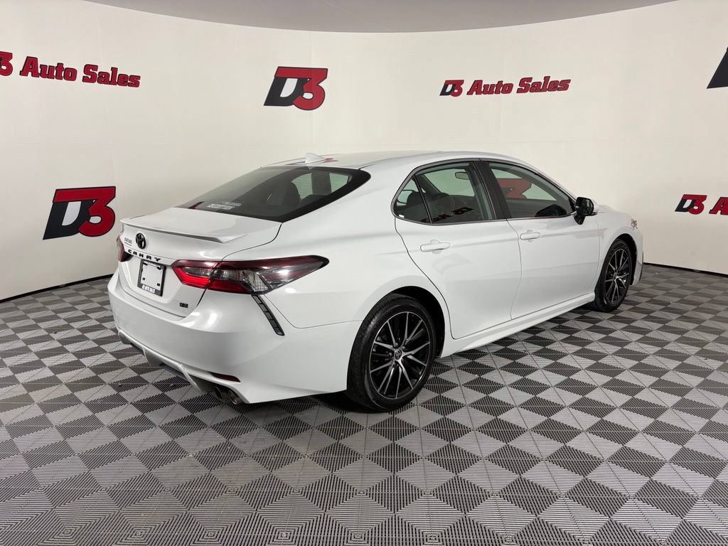 Used 2023 Toyota Camry SE FWD image 6