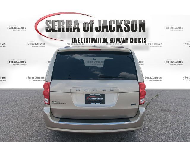 Used 2013 Dodge Grand Caravan SXT w/ UConnect Hands-Free Group FWD image 7