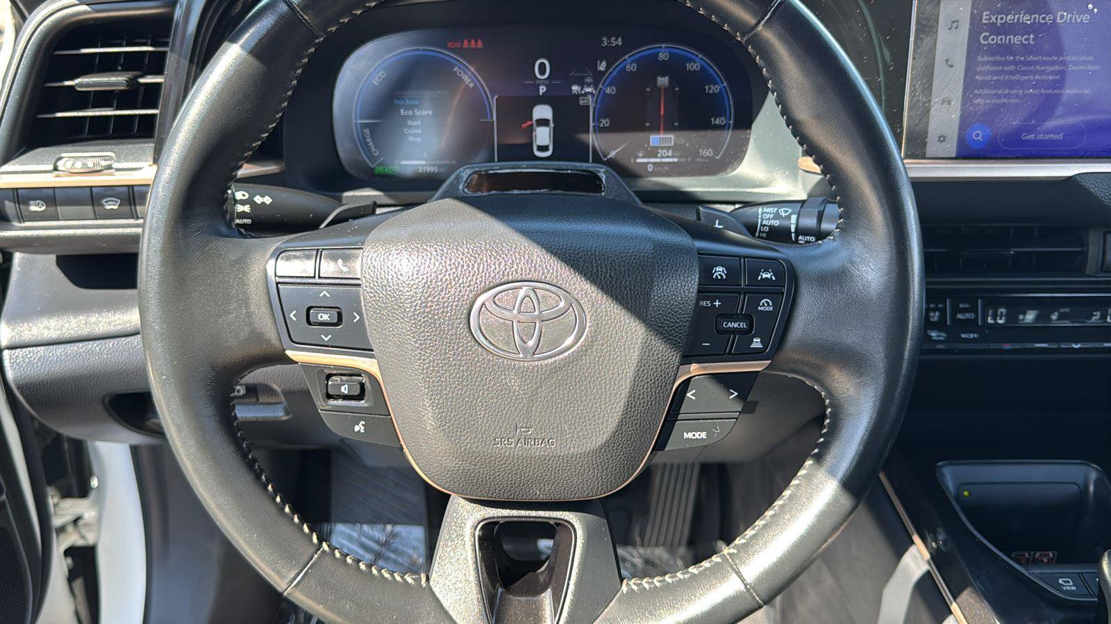 Used 2025 Toyota Crown Platinum AWD/4WD image 16