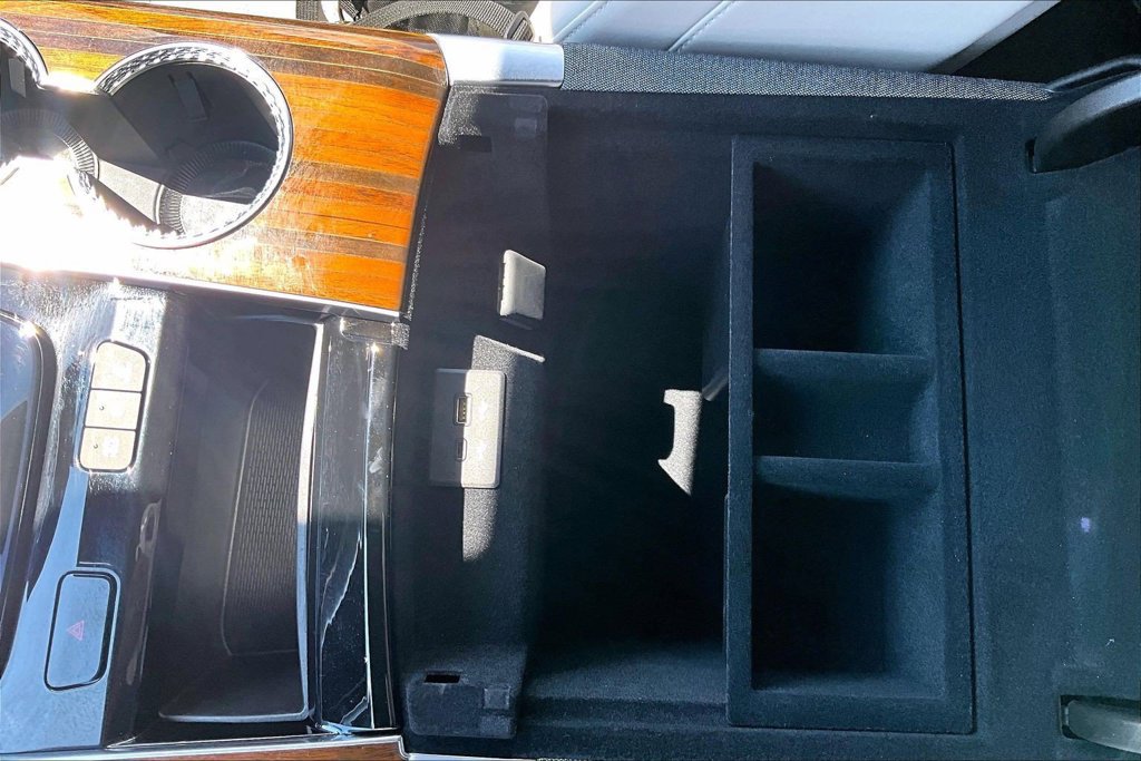 Certified 2026 Cadillac Escalade Platinum Sport w/ LPO, Floor Liner Package AWD/4WD image 16