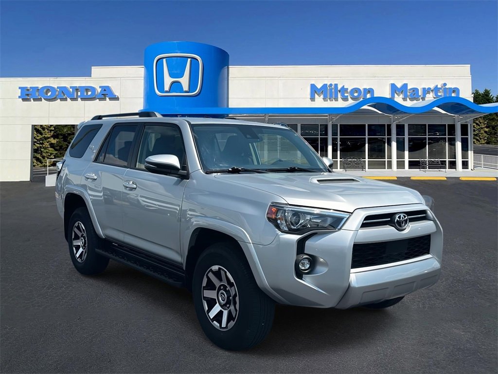 Used 2024 Toyota 4Runner TRD Off-Road Premium image 1