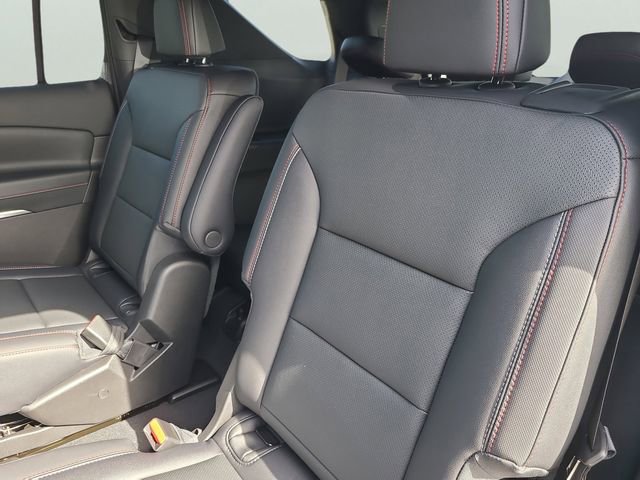 New 2026 Chevrolet Traverse Z71 w/ Enhanced Driving Package image 14