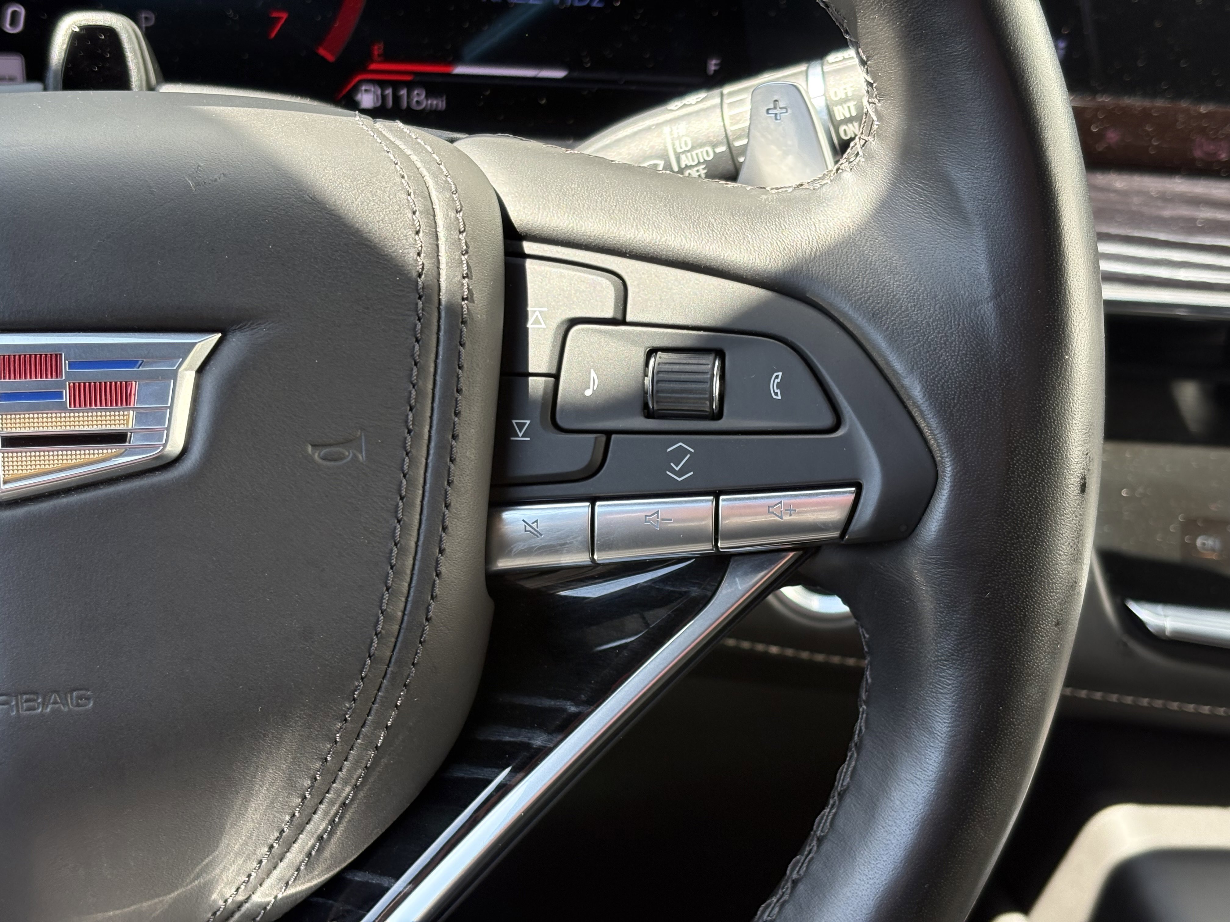 Used 2023 Cadillac Escalade V AWD/4WD image 22