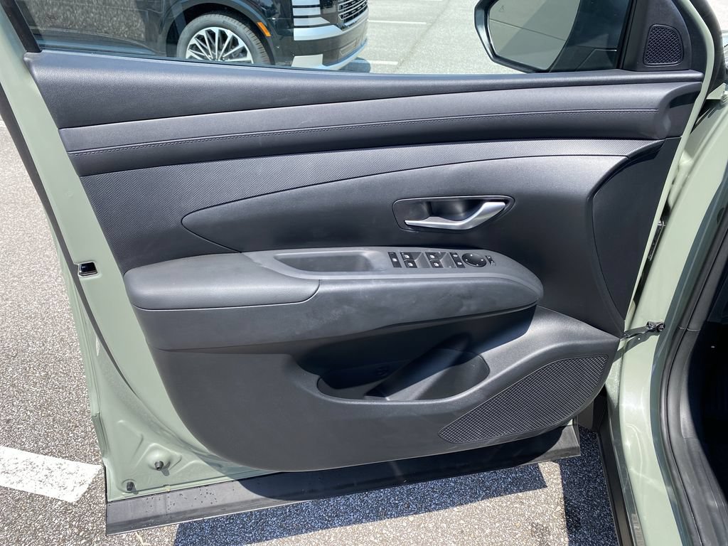 New 2027 Hyundai Santa Cruz SE FWD image 17