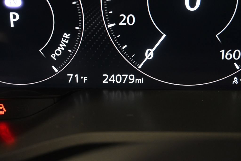 Certified 2025 MAZDA CX-70 Plug-In Hybrid w/ Premium Plus AWD/4WD image 26