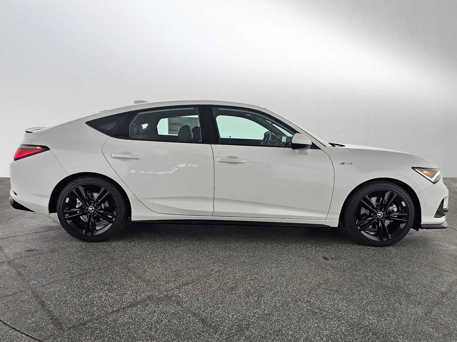 New 2026 Acura Integra A-Spec image 2