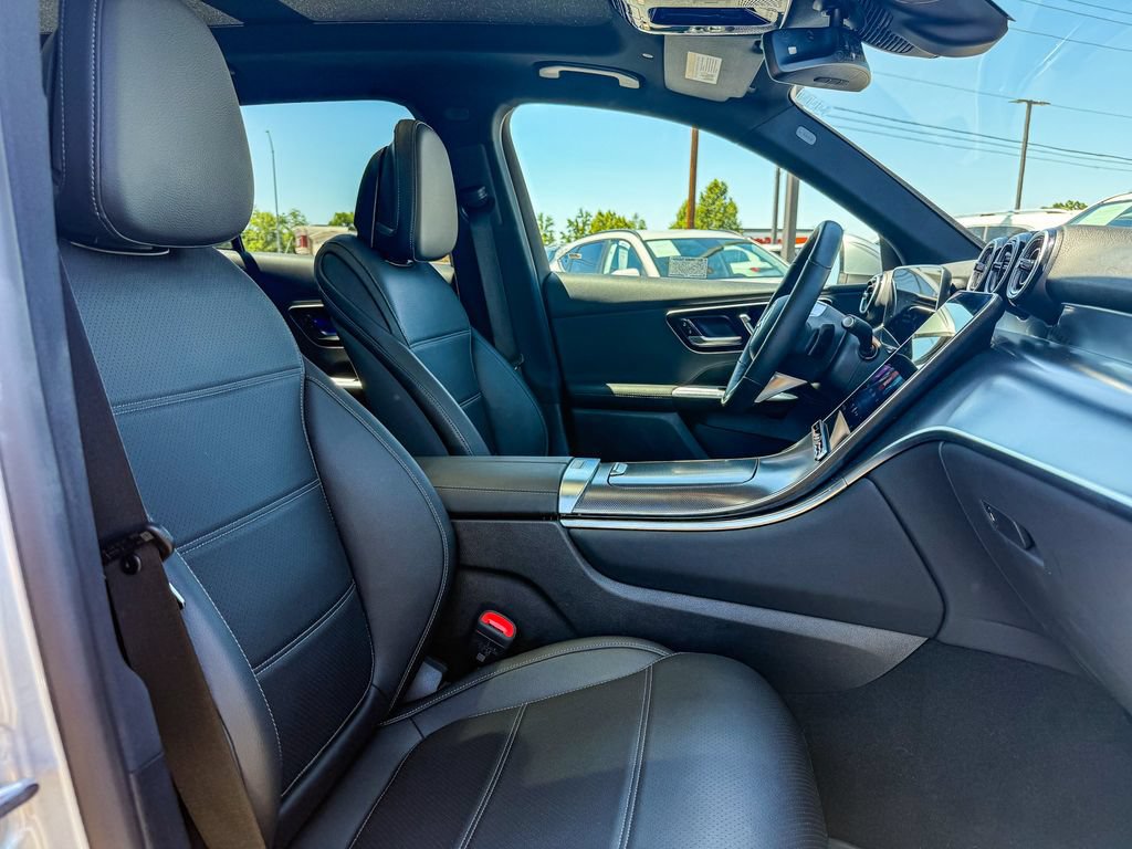 Certified 2025 Mercedes-Benz GLC 300 4MATIC image 17