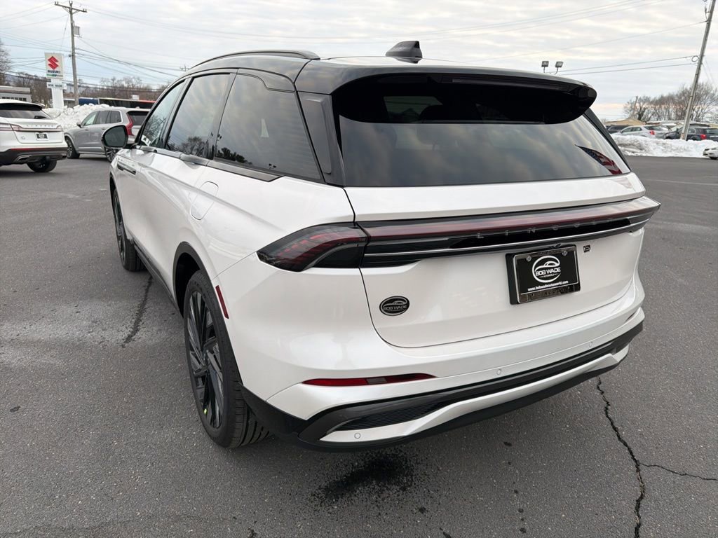 New 2026 Lincoln Nautilus Reserve w/ Jet Appearance Package AWD/4WD image 3
