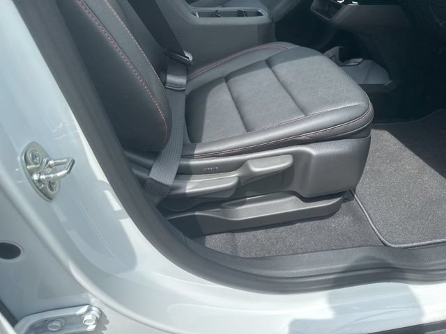 New 2027 Chevrolet Bolt RS w/ Super Cruise Package FWD image 32