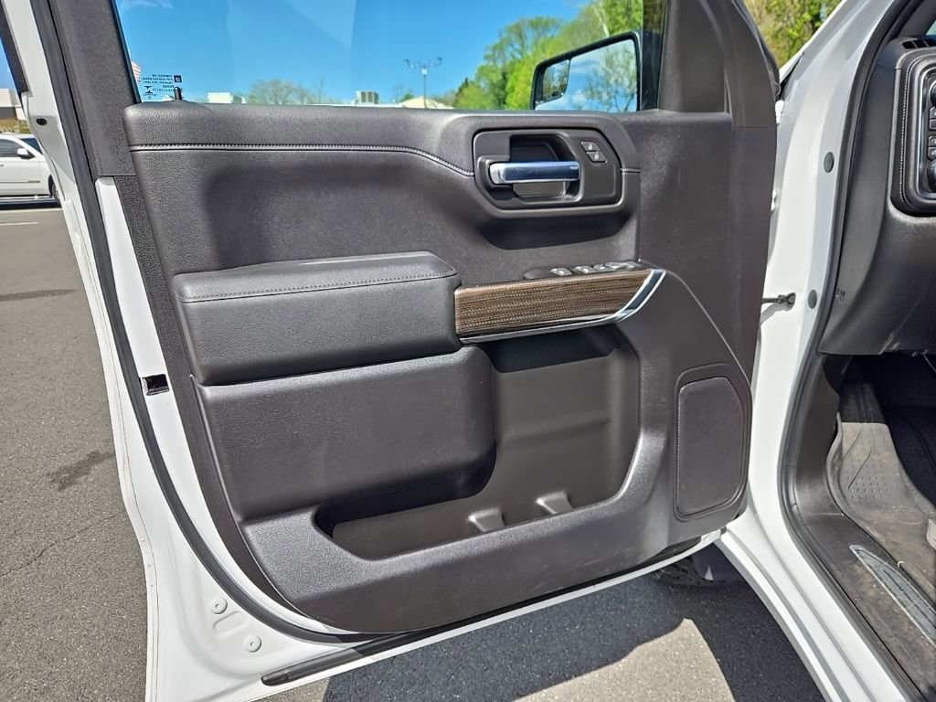 Used 2019 Chevrolet Silverado 1500 LT Trail Boss w/ Convenience Package AWD/4WD image 13