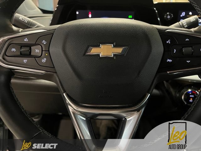 Used 2025 Chevrolet Trax LT w/ Driver Confidence Package FWD image 11