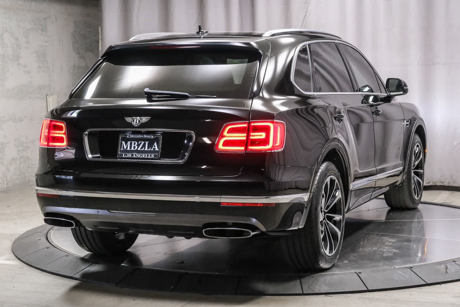 Used 2018 Bentley Bentayga AWD/4WD image 4