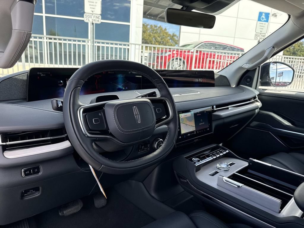 New 2026 Lincoln Navigator Reserve AWD/4WD image 37