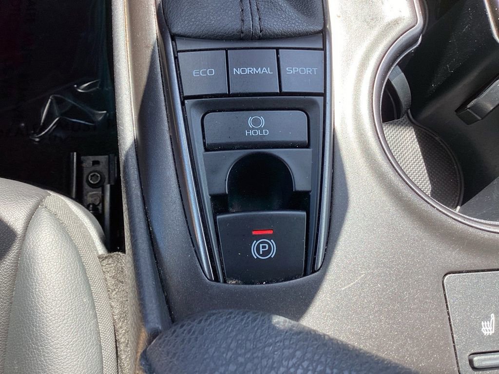 Used 2024 Toyota Camry XSE FWD image 31