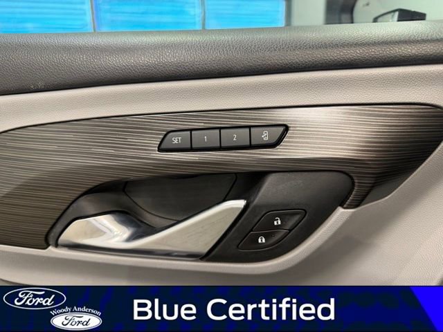 Used 2021 GMC Terrain SLT image 22