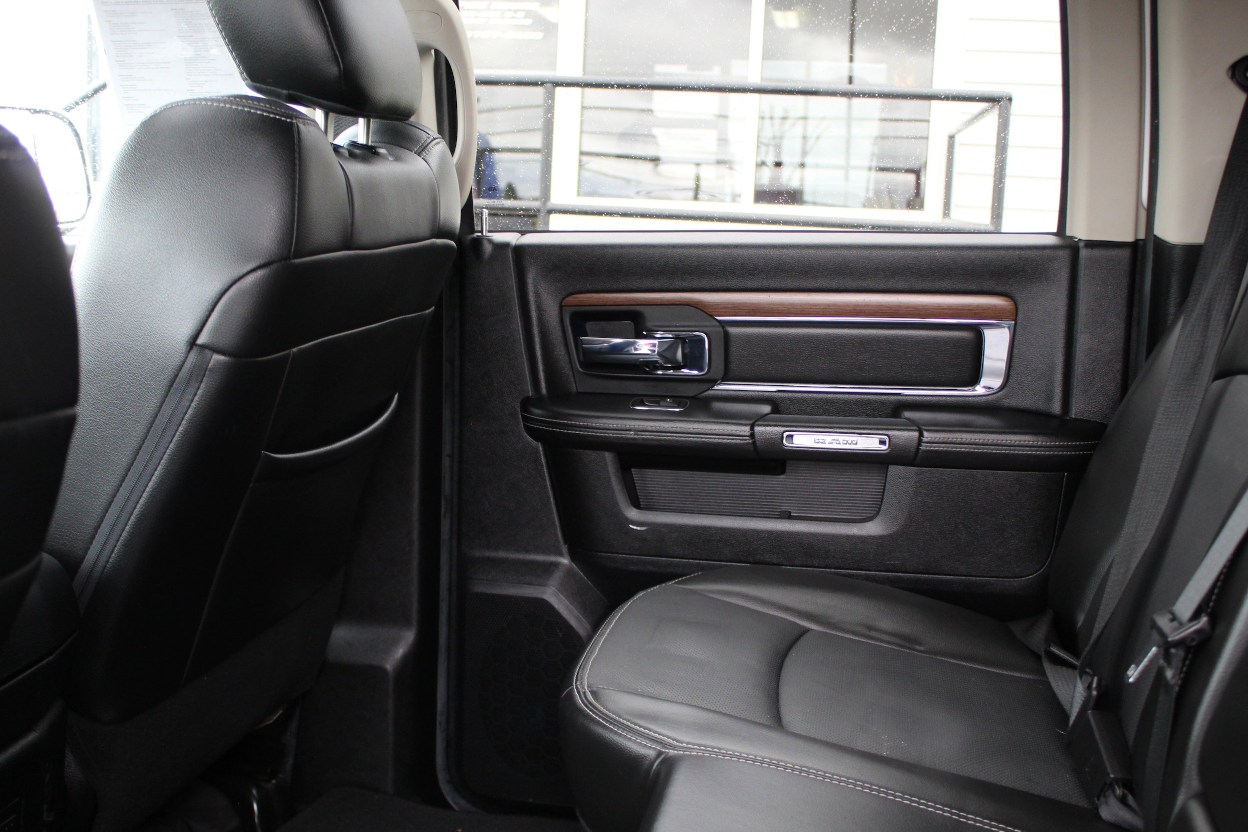 Used 2013 RAM 1500 Laramie w/ Convenience Group AWD/4WD image 44
