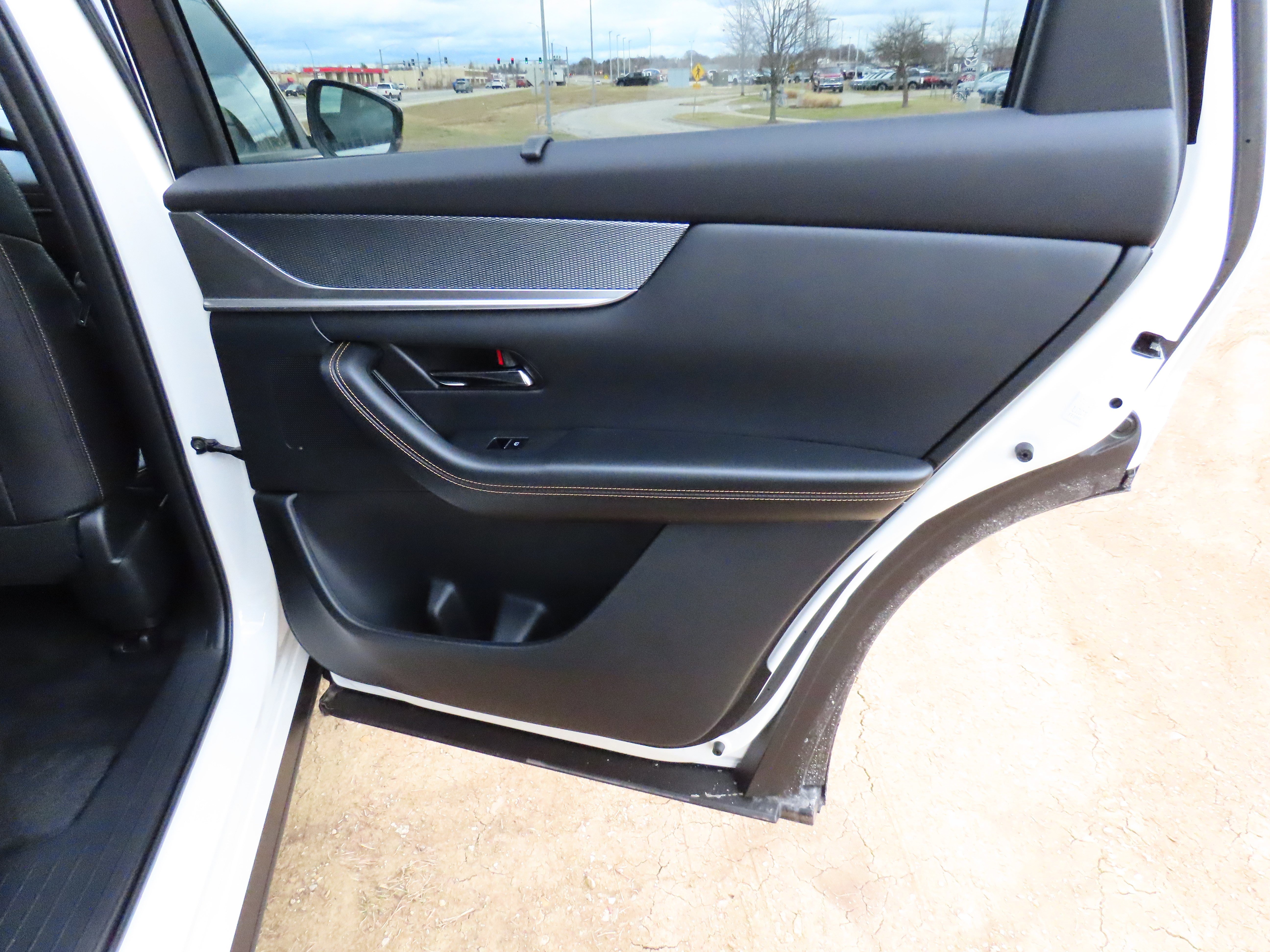 New 2026 MAZDA CX-70 3.3 Turbo w/ Preferred Package image 13