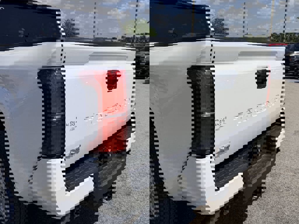 Used 2024 Toyota Tacoma SR5 image 11