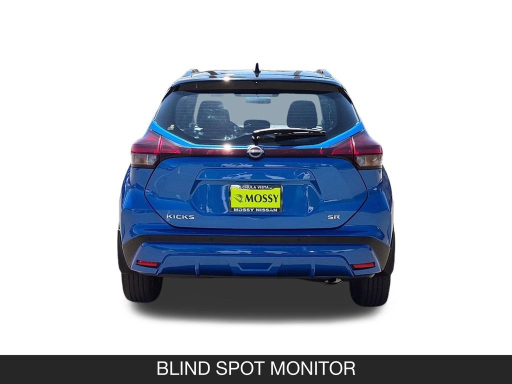 Used 2023 Nissan Kicks SR FWD image 8