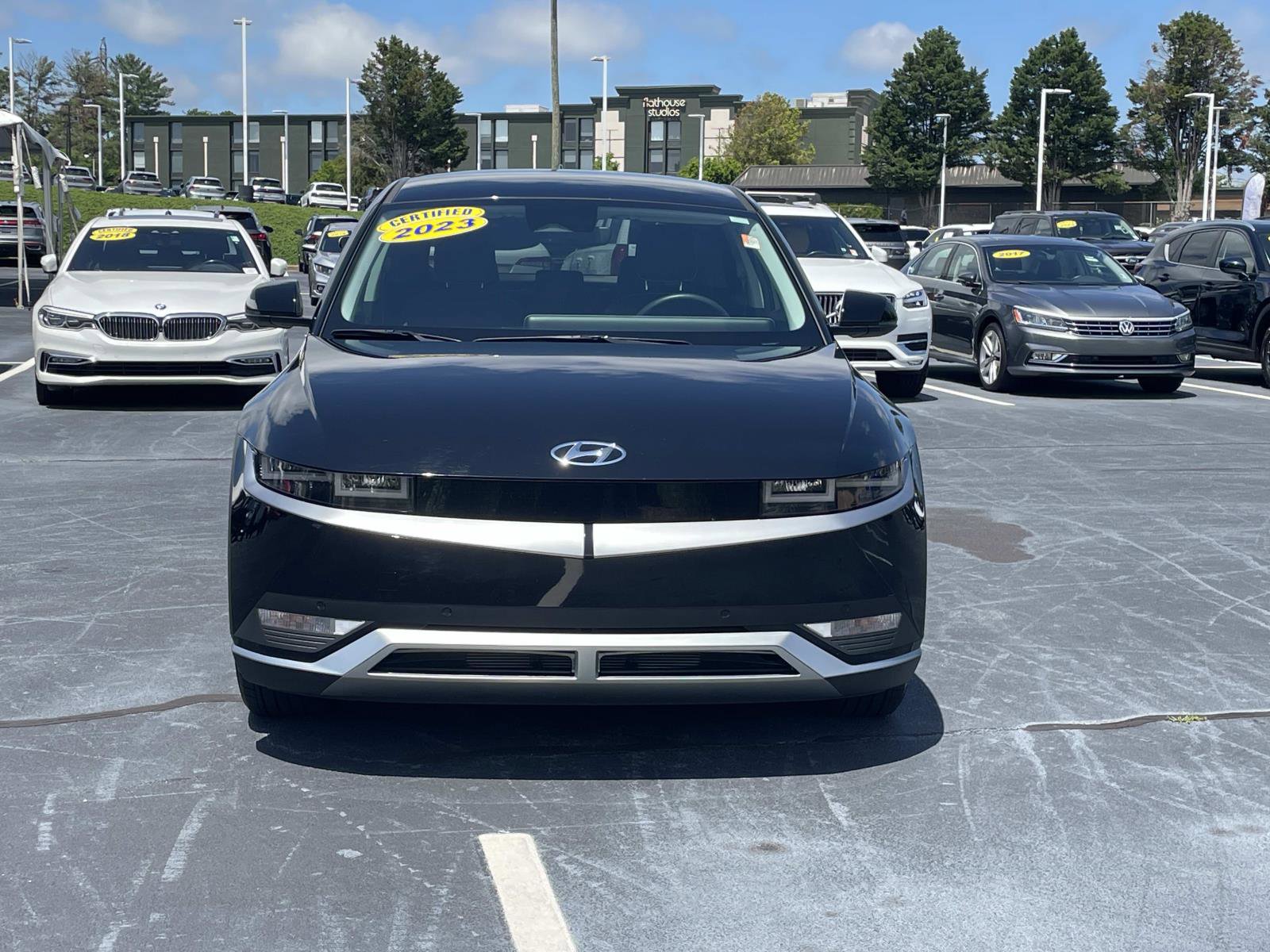 Used 2023 Hyundai Ioniq 5 SEL AWD/4WD image 2
