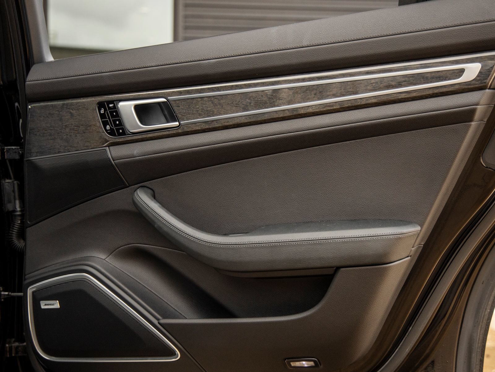 Certified 2020 Porsche Panamera 4S Executive AWD/4WD image 40