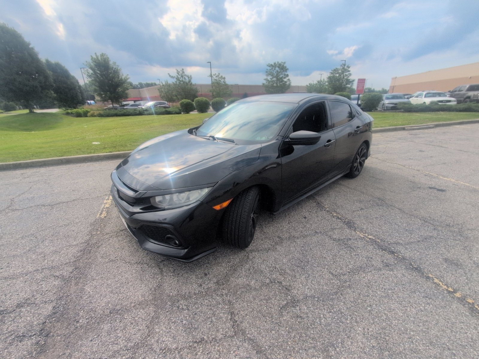 Used 2018 Honda Civic Sport image 9