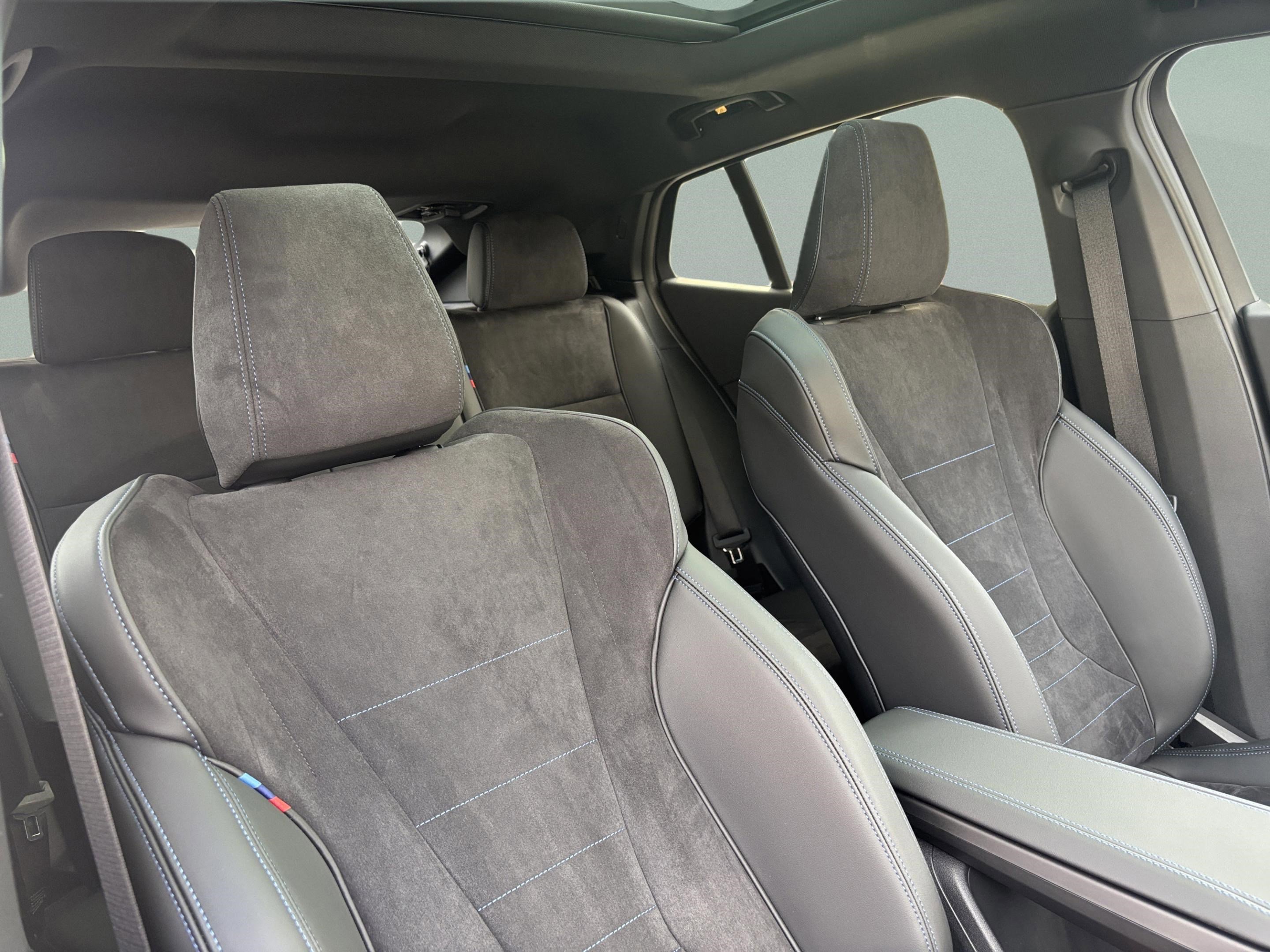 Used 2026 BMW X2 xDrive28i w/ Technology Package image 23