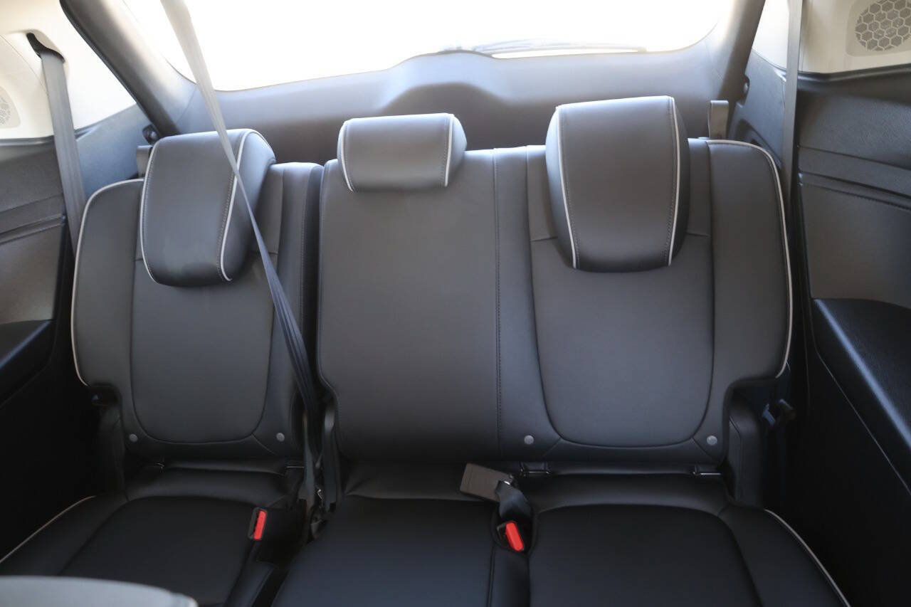 Used 2025 Honda Odyssey Elite image 17