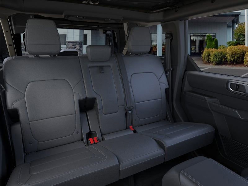 New 2025 Ford Bronco Outer Banks w/ Sasquatch Package image 12