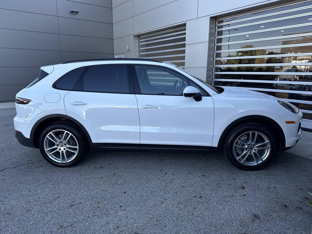 Certified 2023 Porsche Cayenne AWD/4WD image 8