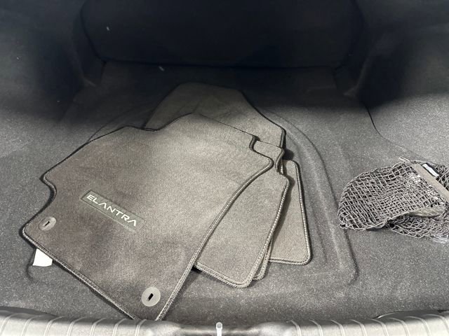 Certified 2023 Hyundai Elantra SE image 26