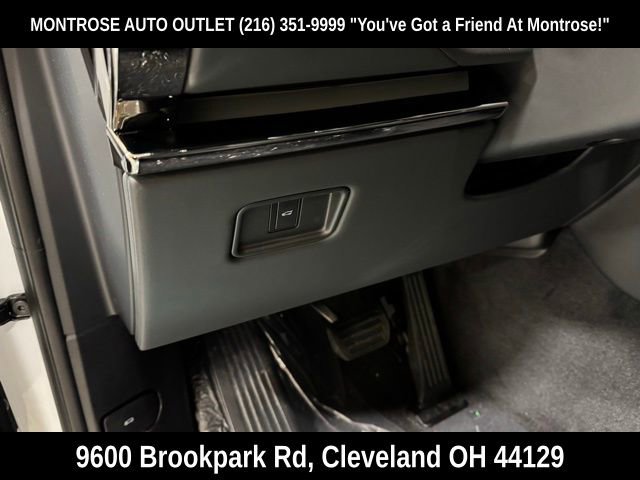 New 2025 Land Rover Range Rover Sport image 13