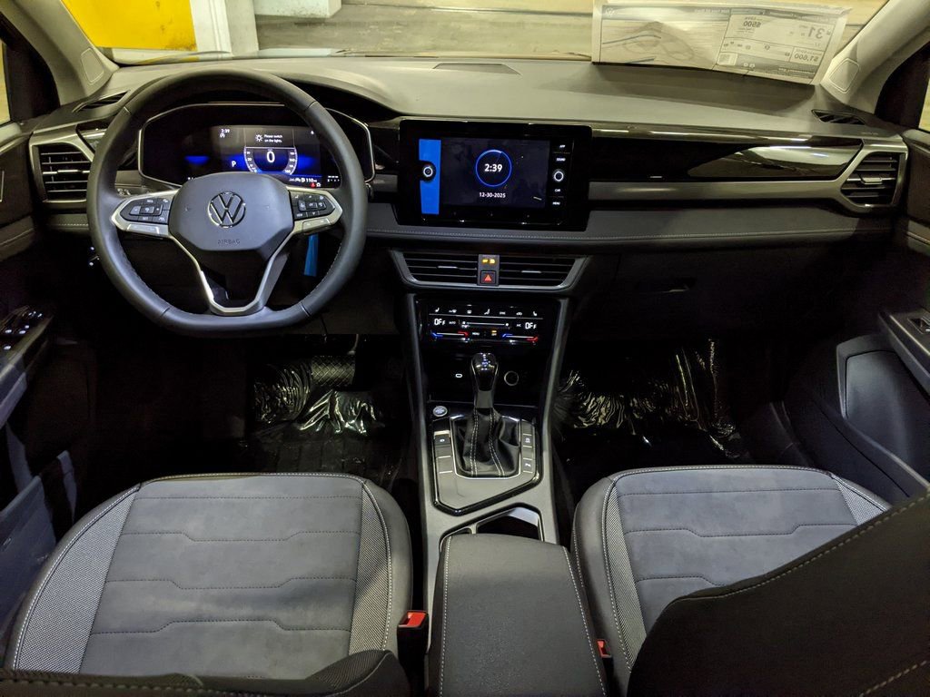 New 2026 Volkswagen Taos SE FWD image 12