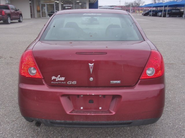 Used 2010 Pontiac G6 Sedan image 6