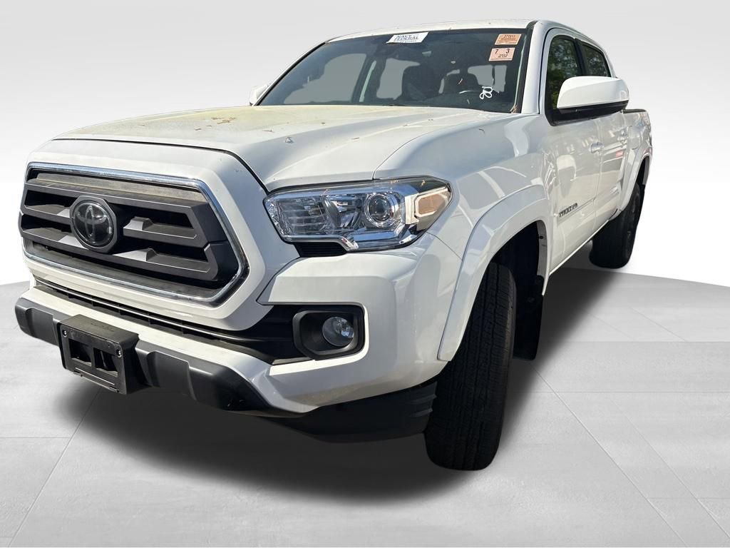 Used 2023 Toyota Tacoma SR5 w/ SR5 Appearance Package image 2