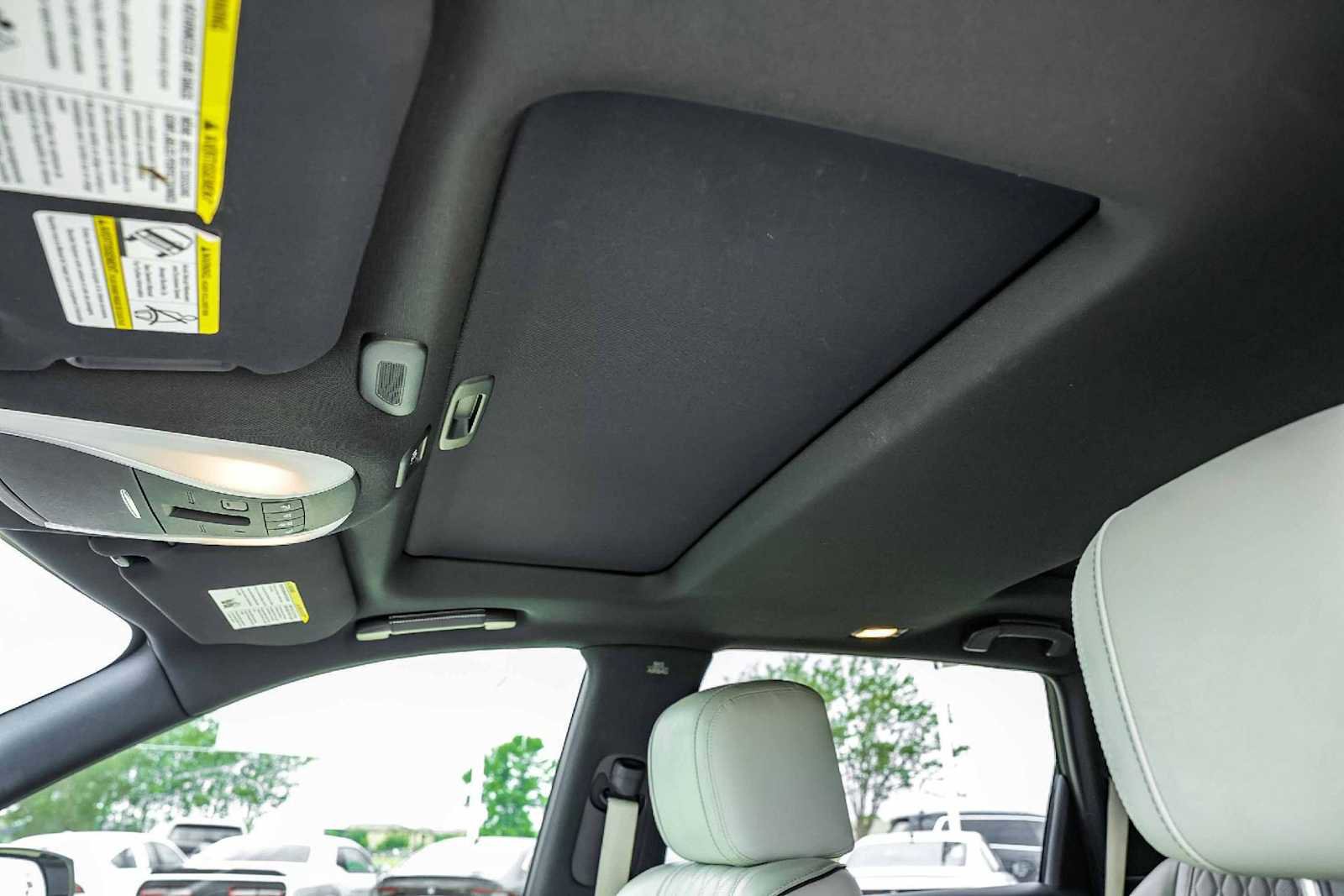 Used 2019 INFINITI QX60 Luxe w/ Limited Package image 14