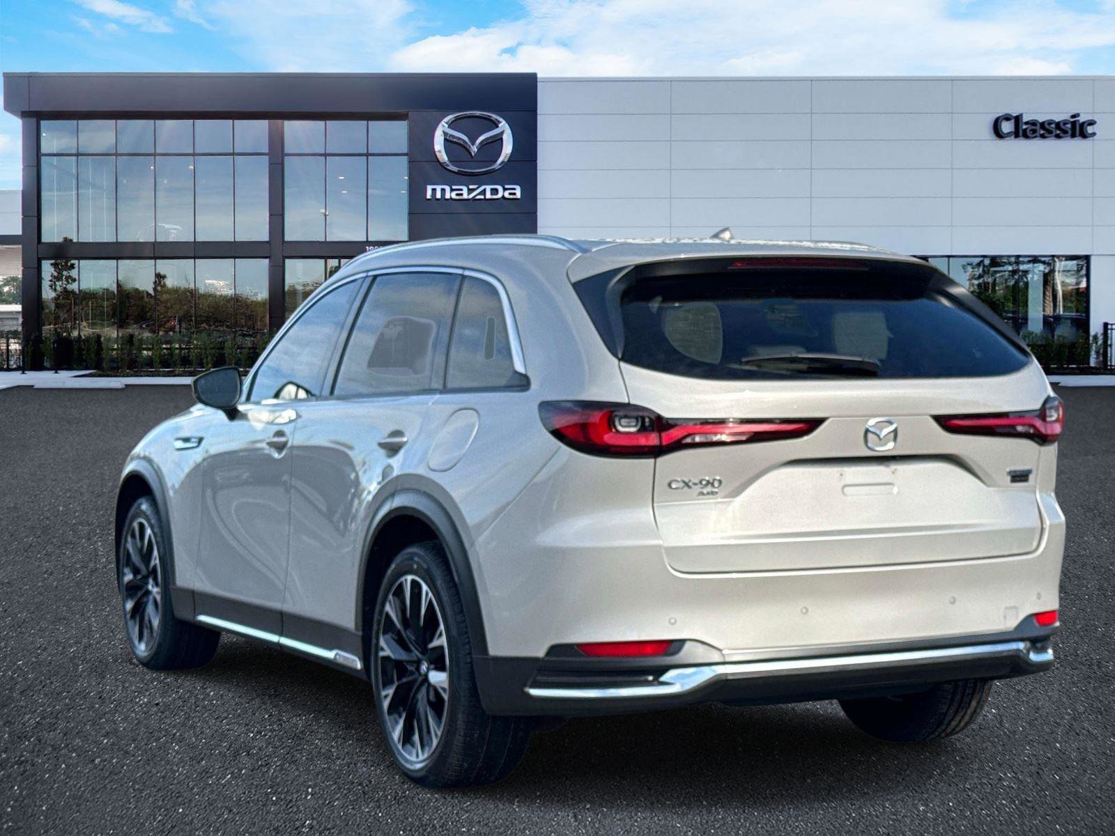 Used 2024 MAZDA CX-90 Plug-In Hybrid w/ Premium Plus AWD/4WD image 5