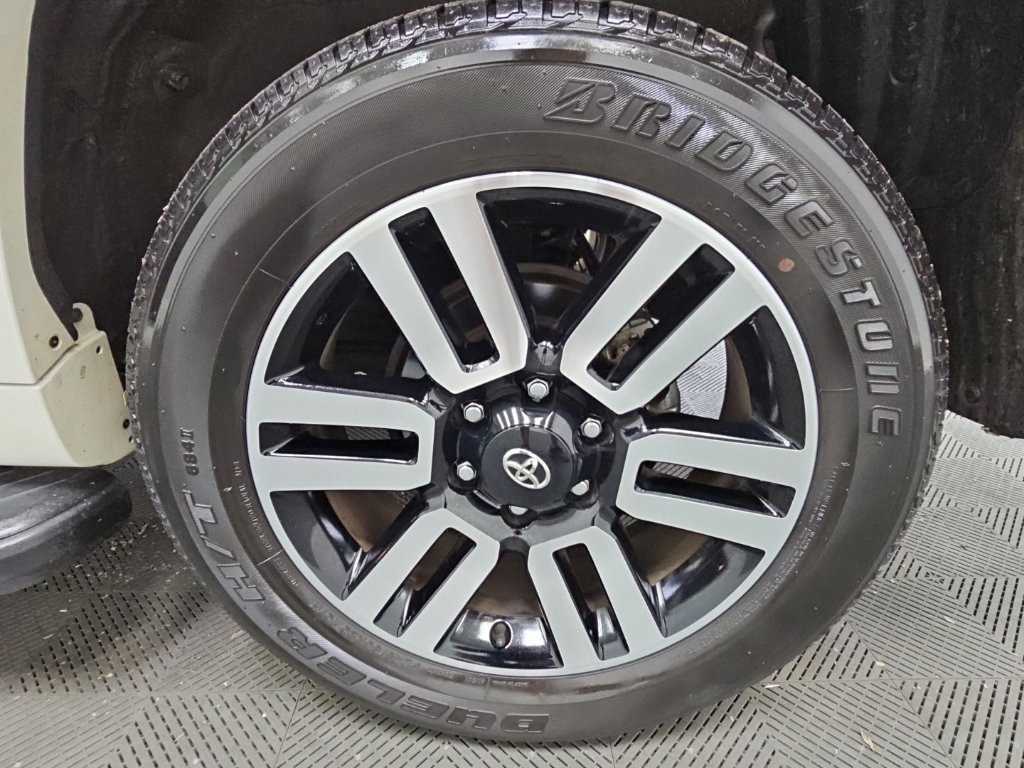Used 2023 Toyota 4Runner Limited RWD image 41