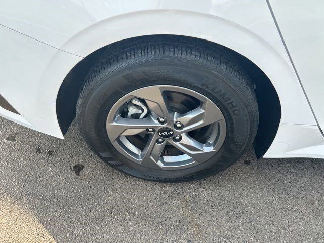 Used 2023 Kia K5 LXS FWD image 38