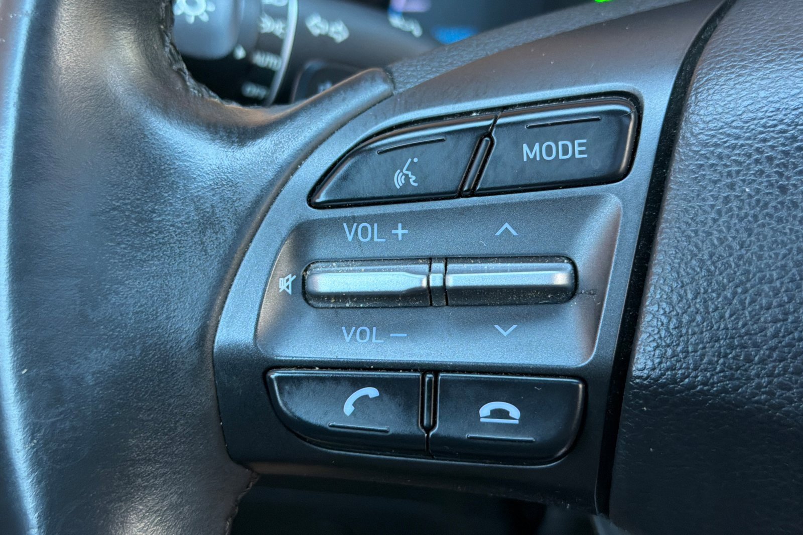 Used 2020 Hyundai Kona Limited image 31